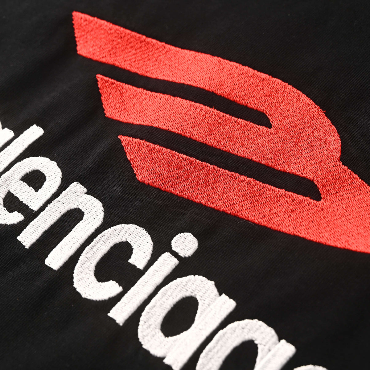 BALENCIAGA 3M Embroidered Lettering Crew Neck Long Sleeve T-Shirt