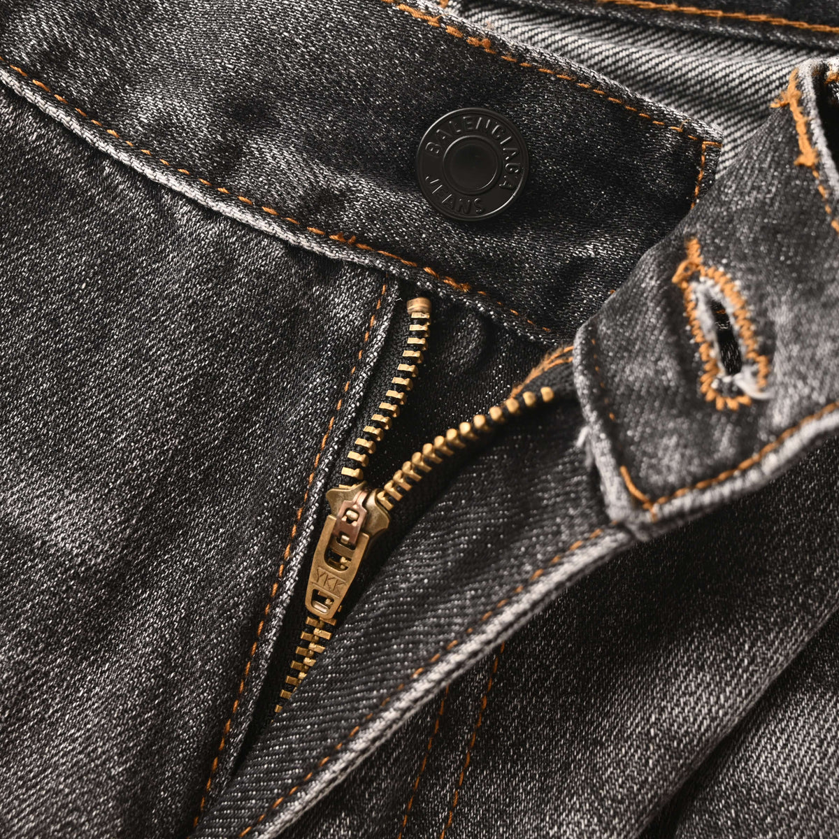BALENCIAGA Raised Embroidery Baggy Washed Jeans